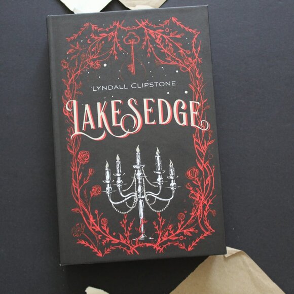 Owlcrate Other - Lakesedge (Owlcrate Edition)